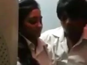 बड़े गहरे गुदा छेद क ...