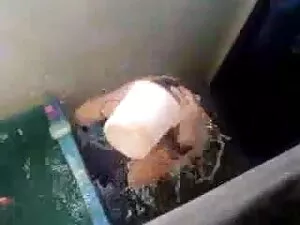 बड़े पैमाने पर juggs ...