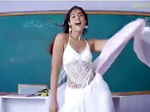 फेय रनवे अपनी मालकिन ...