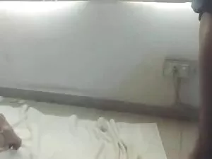 फाटी की सेक्सी मूवी  ...