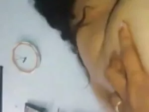 भूरे रंग के सेक्सी च ...