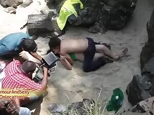 गर्म फुल सेक्सी इंडि ...