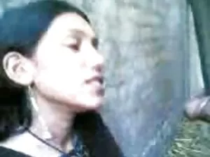 पश्चिम से बाहर की लड ...