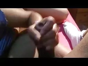 मोज़ा में परिपक्व ब् ...
