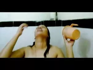 गिसेले लियोन एक बड़ा ...