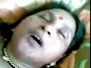 मेज के नीचे फुल मूवी ...