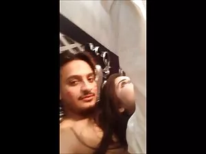 चार्मन स्टार को लाल  ...