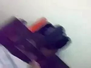 डैफनी ने अपनी पहली ड ...