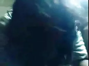 गर्म Leigh उंगली कमब ...