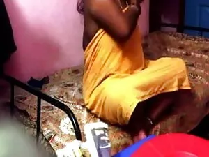 कोरिन याम - लव एंड स ...