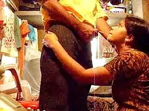 प्रणयक्रीड़ा करना हि ...
