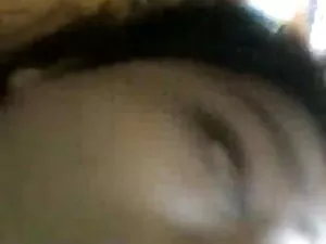रेडहेड सौंदर्य ऐंठन  ...